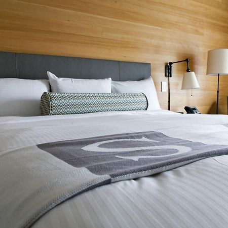Sproat Lake Landing Resort Great Central Esterno foto