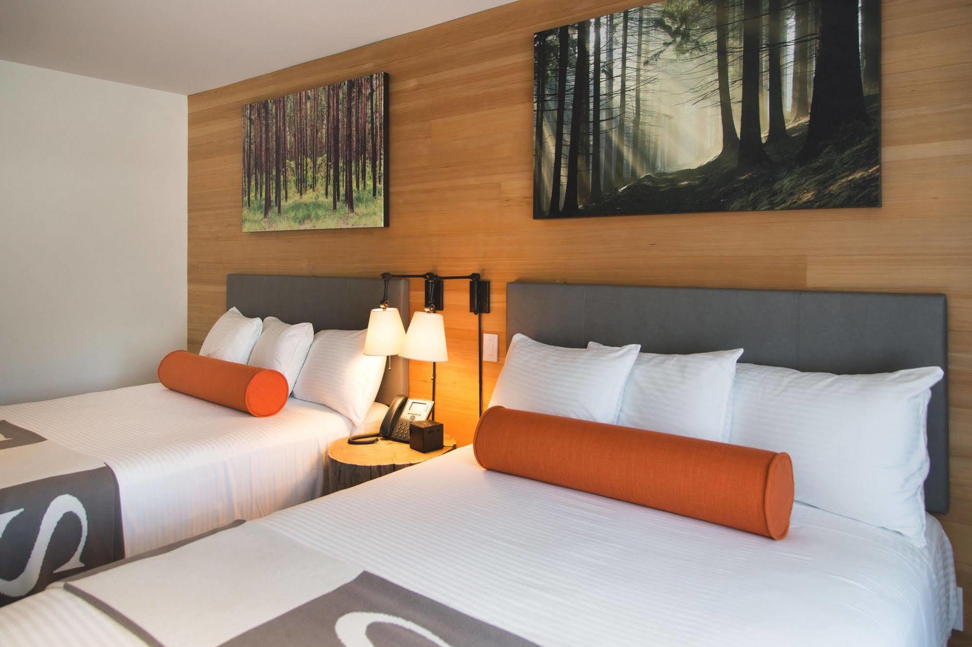 Sproat Lake Landing Resort Great Central Esterno foto