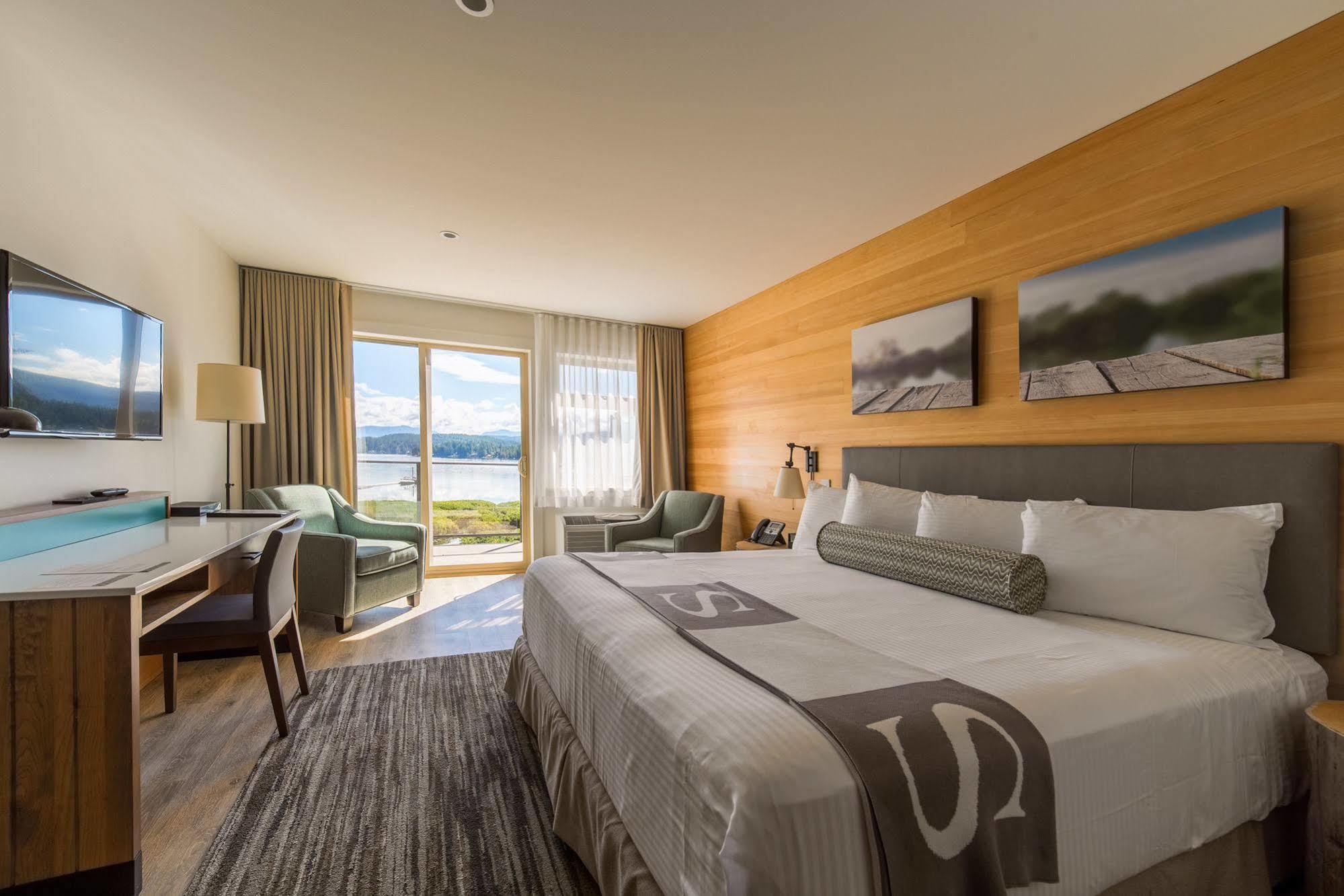 Sproat Lake Landing Resort Great Central Esterno foto