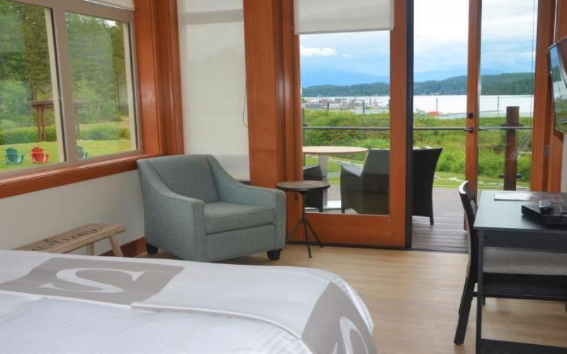 Sproat Lake Landing Resort Great Central Esterno foto